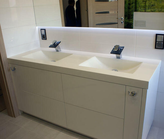 Umywalki kompozytowe na zamówienie SOLID SURFACE