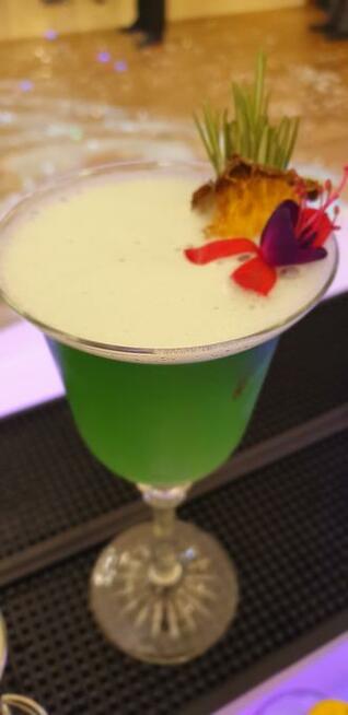 barman na wesele- pokazy barmańskie- bary kawowe--