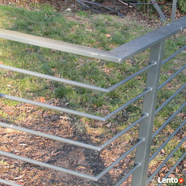 Balustrada tarasowa z schodami