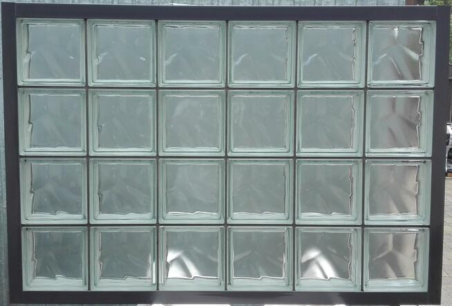 Pustaki szklane - Luksfery GOTOWE ŚCIANY - Producent