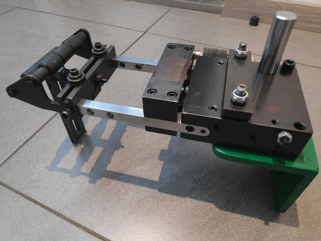 Podajnik pneumatyczny do blachy 80x80mm