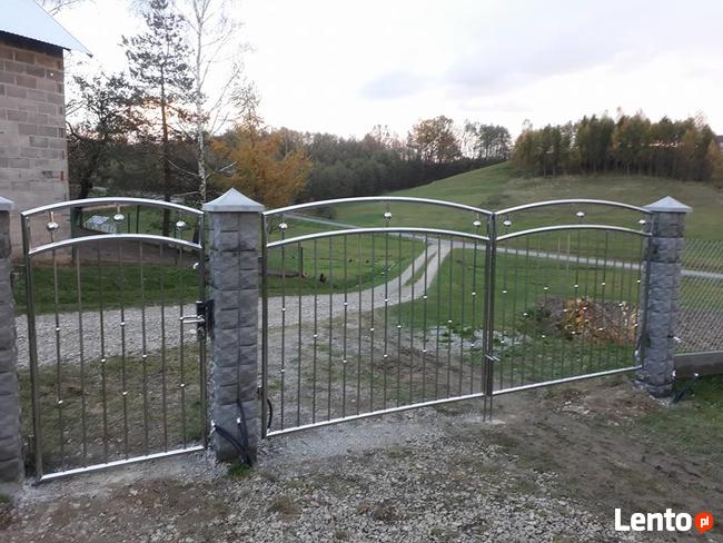 Balustrady, schody, zadaszenie, ogrodzenie, brama, wiatrołap