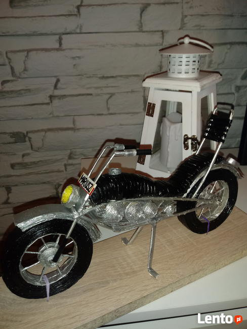 Motor z papierowej wikliny