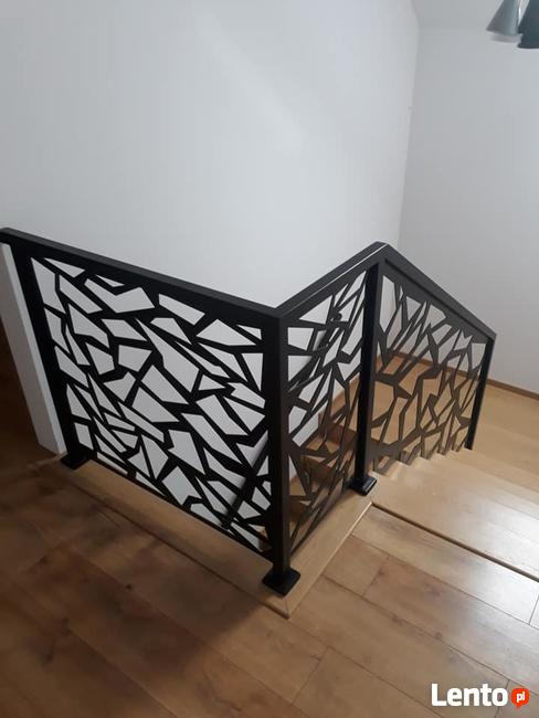 Balustrady, schody, zadaszenie, ogrodzenie, brama, wiatrołap