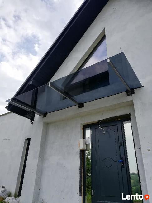 Balustrady, schody, zadaszenie, ogrodzenie, brama, wiatrołap