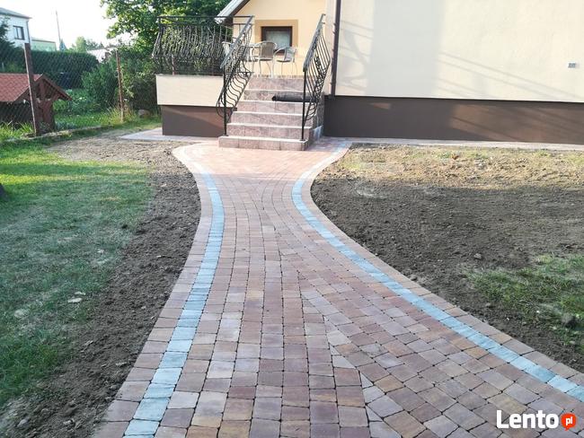 Usługi koparko ładowarką . Usługi brukarskie