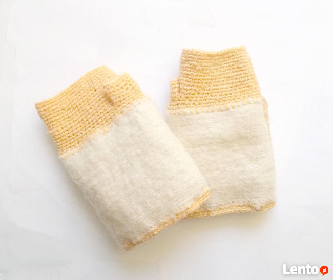 pastelowe mitenki z wełny