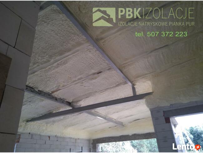 Ocieplenie poddasza, izolacja budynków, obiektów pianą PUR