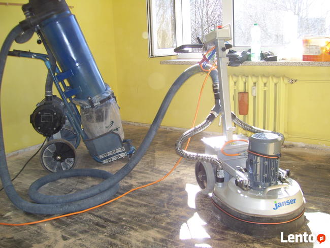Usuwanie zdzieranie kleju subitu lepiku smoły.
