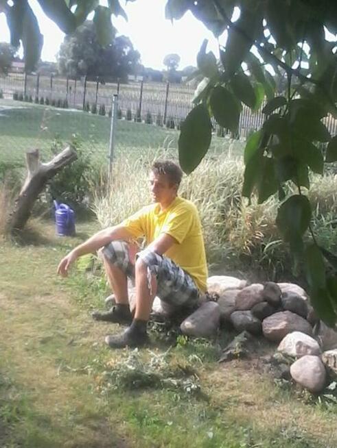 Chce poznac dziewczyne z kturą bym chciał zamieszkać u siebi