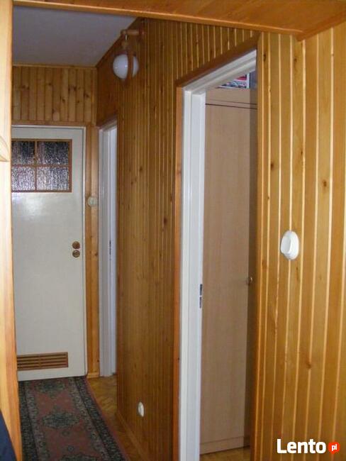 Do wynajęcia jeden pokój (18,3 m2) w mieszkaniu 55 m2 Bródno