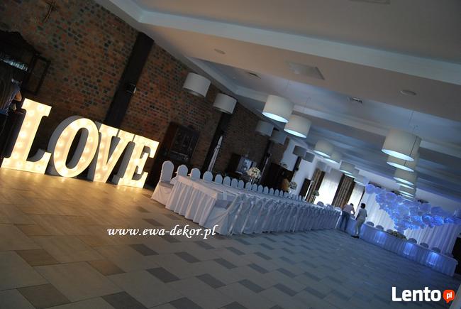 napis love świecące cyfry 18 świecące 40 lustrzane cyfry