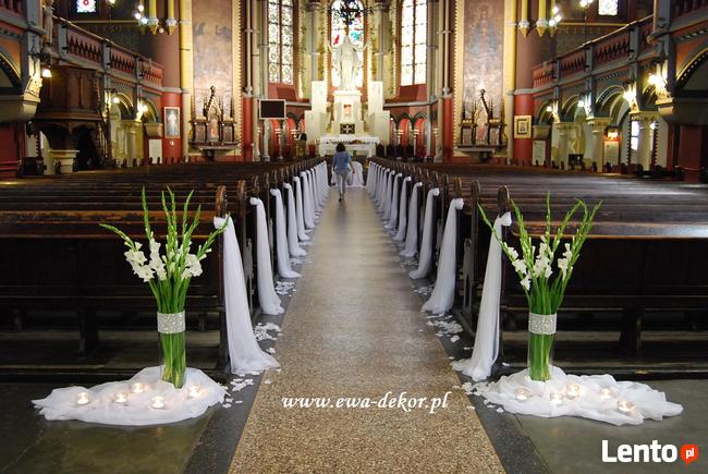 dekoracja kościoła na ślub