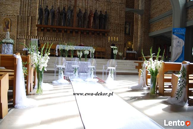 dekoracja kościoła na ślub