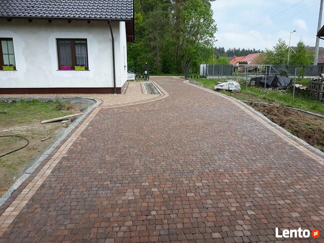 Usługi koparko-ładowarką