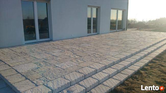 Usługi koparko-ładowarką