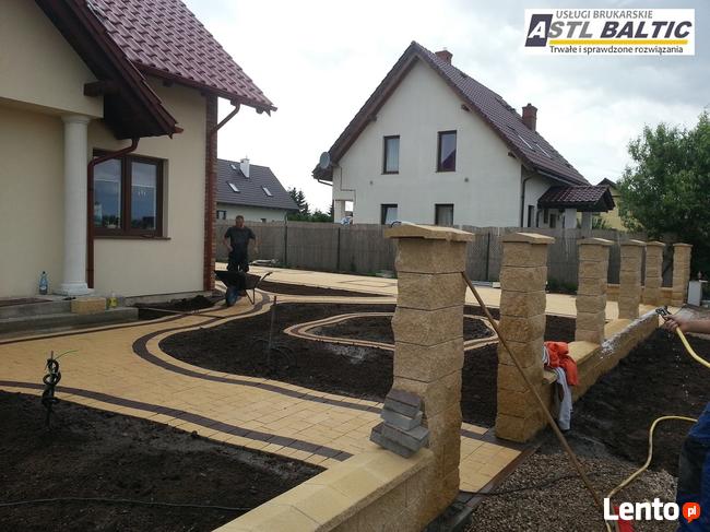 Usługi koparko-ładowarką