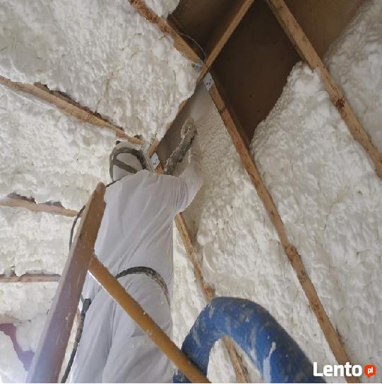 Ocieplenie poddasza celulozą i pianą PUR. Ełk - Suwałki