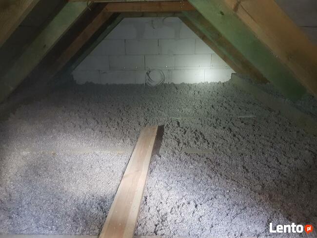 Ocieplenie poddasza celulozą oraz pianą PUR. Ełk - Suwałki