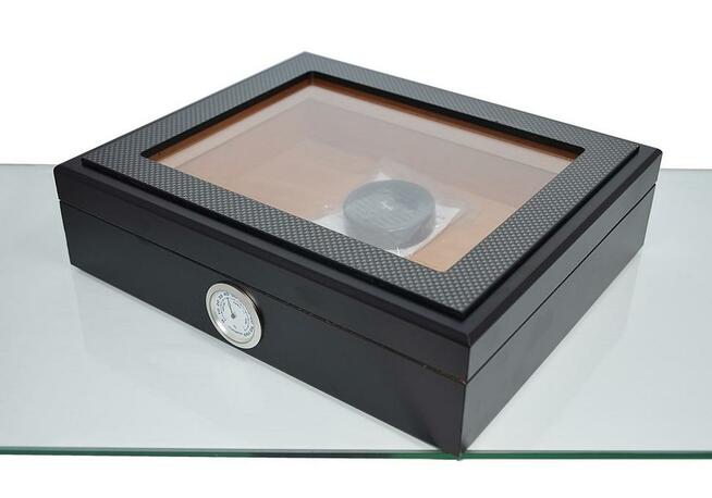 Unikatowe humidory na cygara cedrowe KUP TERAZ !