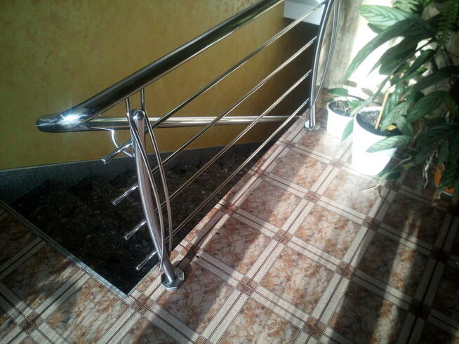 Barierki ze stali nierdzewnej