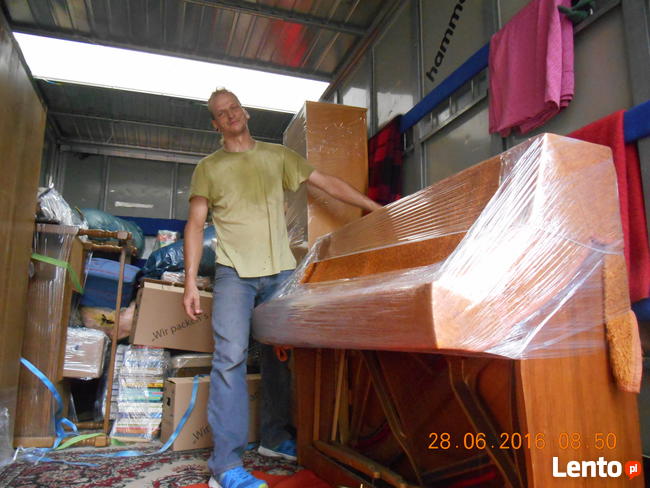 Transport pianin JP TRANS Bielsko.