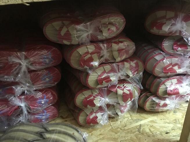 Poszukuje odbiorców hurtowych pantofli góralskich od produce