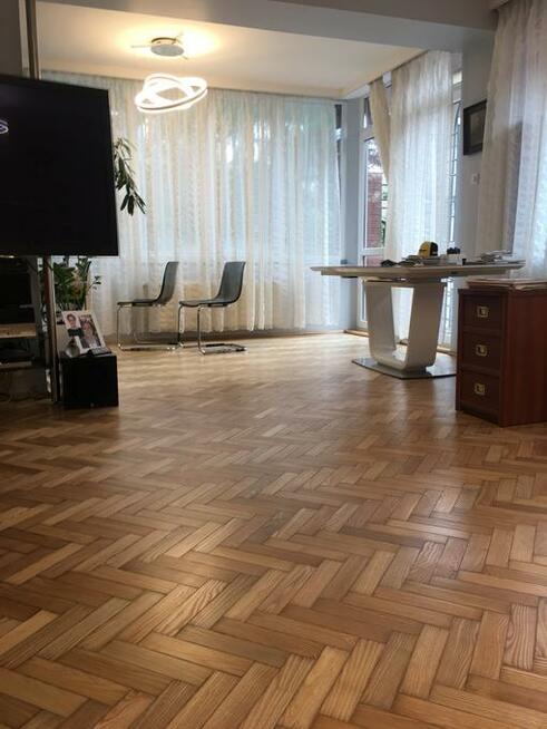 Cyklinowanie renowacja podłóg i schodów drewnianych