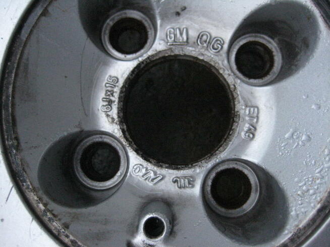 FELGI ALUMINIOWE OPEL 15 - oryginał z oponami 195/65 R 15.