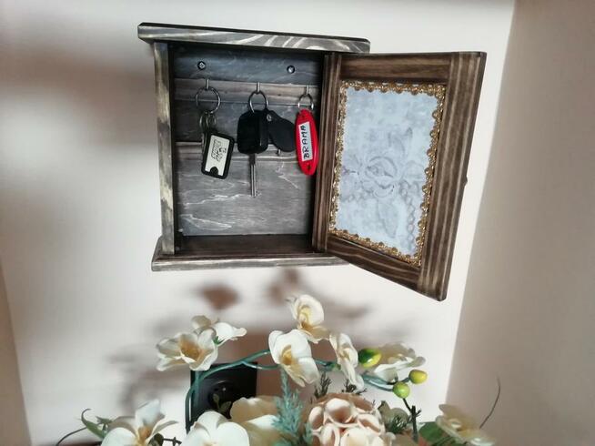 Skrzynka drewniana na klucze