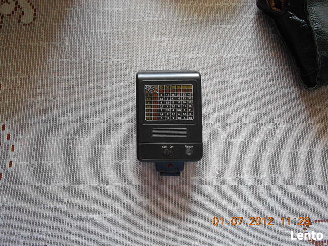 Akcesoria do fotografowania - lampy błyskowe