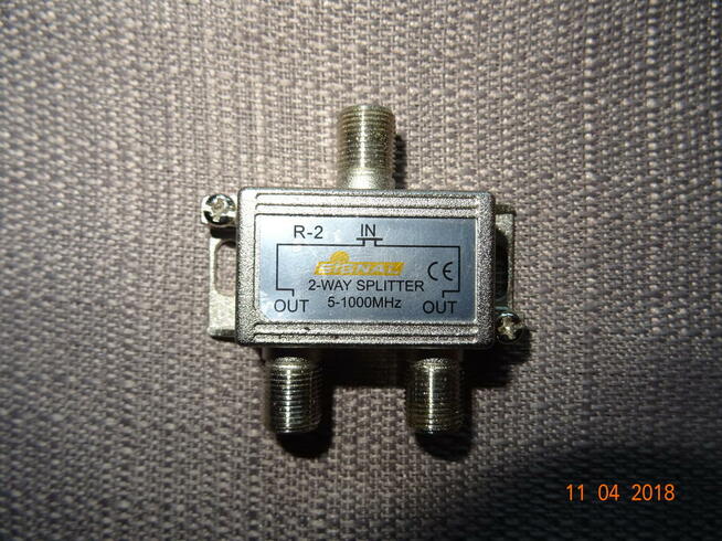 Rozgałęźnik TV dwudrożny R-2 Signal