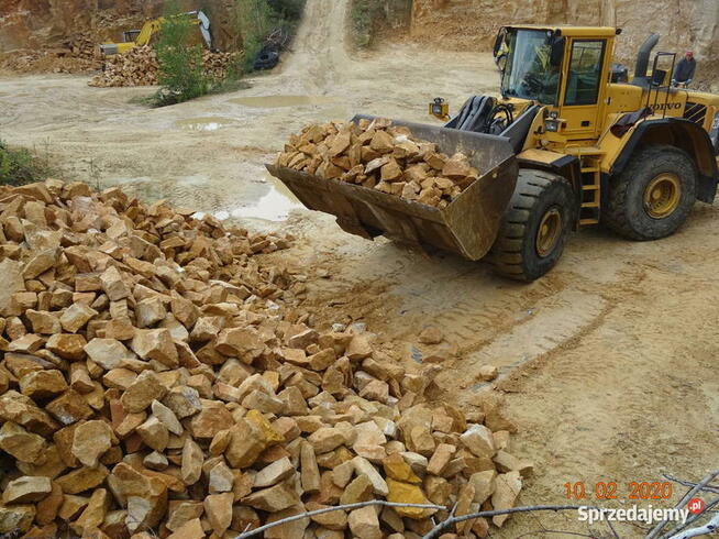 Kopalnia kamienia piaskowca łamanego drogowego na nasypy