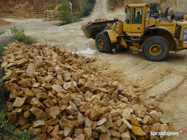 Kopalnia kamienia piaskowca łamanego drogowego na nasypy