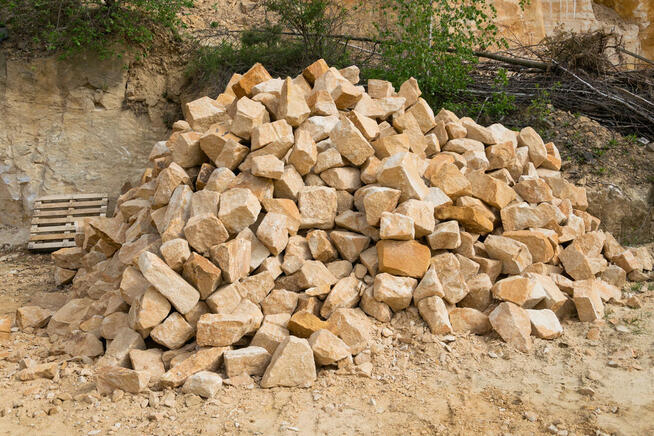 wzmacnianie skarp i osuwisk brzegów nabrzeży kamień 100-300