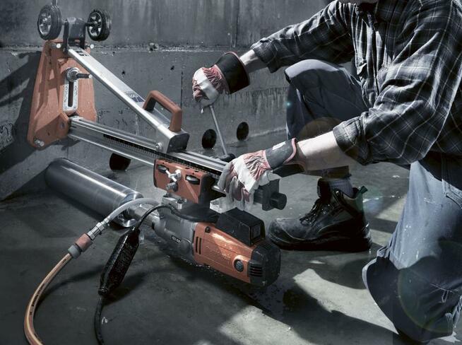 Odwierty w konstrukcjach budowlanych, wiercenie w betonie, w