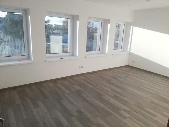 wynajmę pomieszczenia biurowe, usługowe