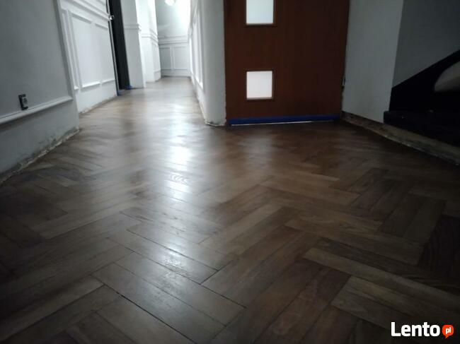 Cyklinowanie, układanie parkietu - renowacja schodów