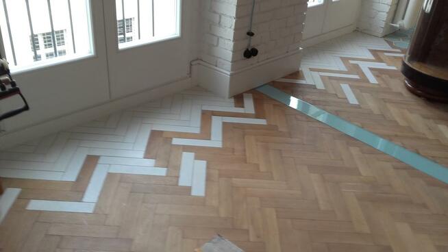 Parkiet -Cyklinowanie, układnie podłóg - renowacja schodów.