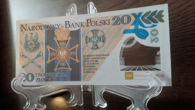 Banknot polimerowy 20 zł 100. rocznica utworzenia Legionów