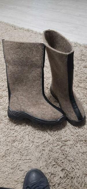 śniegowce buty ciepłe z wełny (walonki ) ,kto marzną w stopy