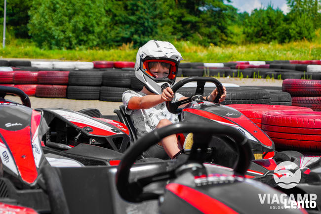 Obóz Gokartowy - Obozy Młodzieżowe - ViaCamp.pl - Obozy 2026