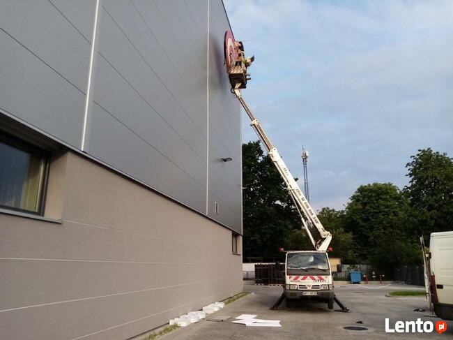 Podnośnik koszowy 18 i 20 m Pruszków, Komorów