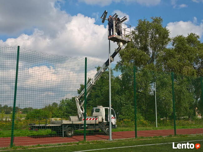 Podnośnik koszowy 18 i 20 m Pruszków, Komorów