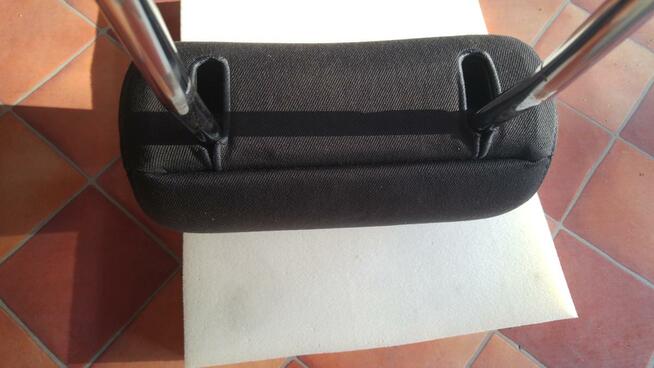 Regulowany zagłówek prawego fotela Audi A3 S3 RS3 8P