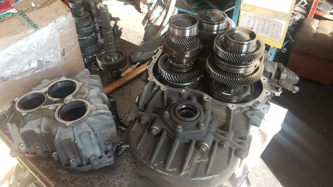 Naprawa mostów napędowych i skrzyń biegów jagatowo