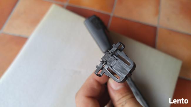 Zapinka pasów prawego fotela z czujnikiem Audi A3 S3 RS3 8P