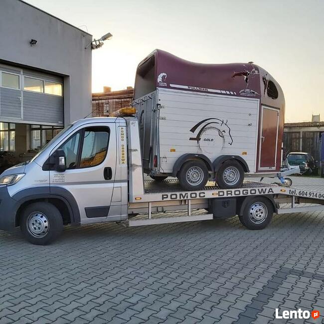 Laweta transport maszyn rolniczych budowlanych Sandomierz