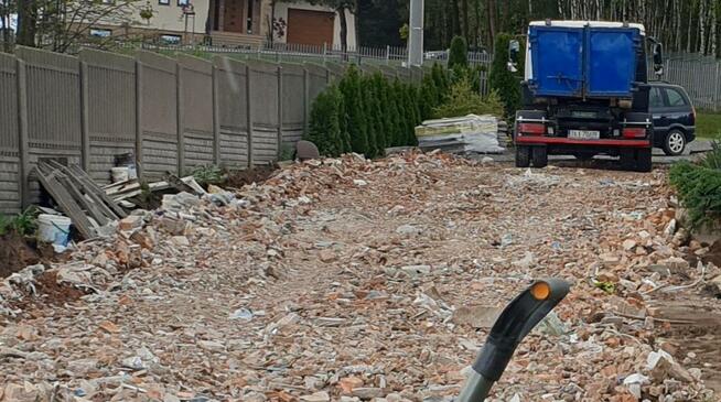 Wywóz gruzu i odpadów, kontenery Kielce i okolice