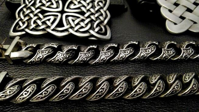 Motocyklowa bransoletka czaszka chopper Harley Gotyk Metal